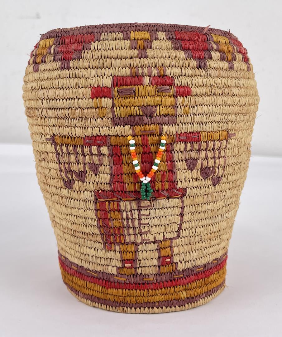 Native American Indian Beaded Basket (1 of 8)