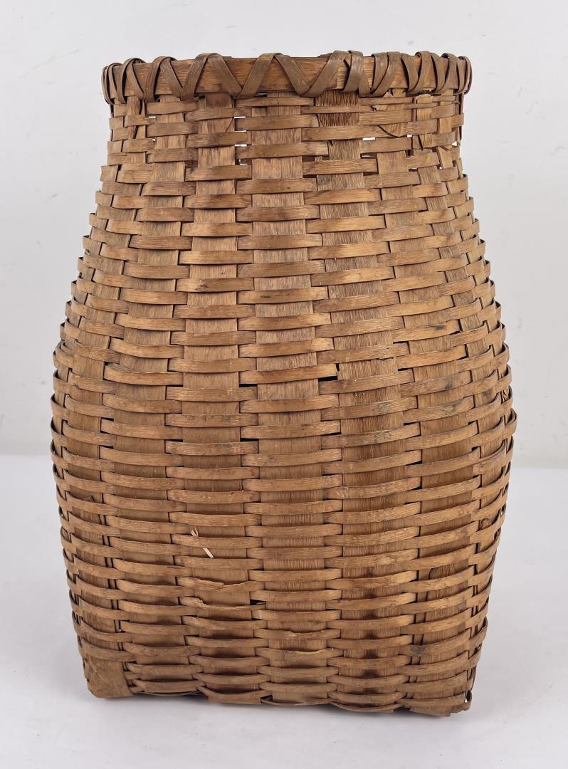 Passamaquoddy Indian Maine Trapper Basket (1 of 7)