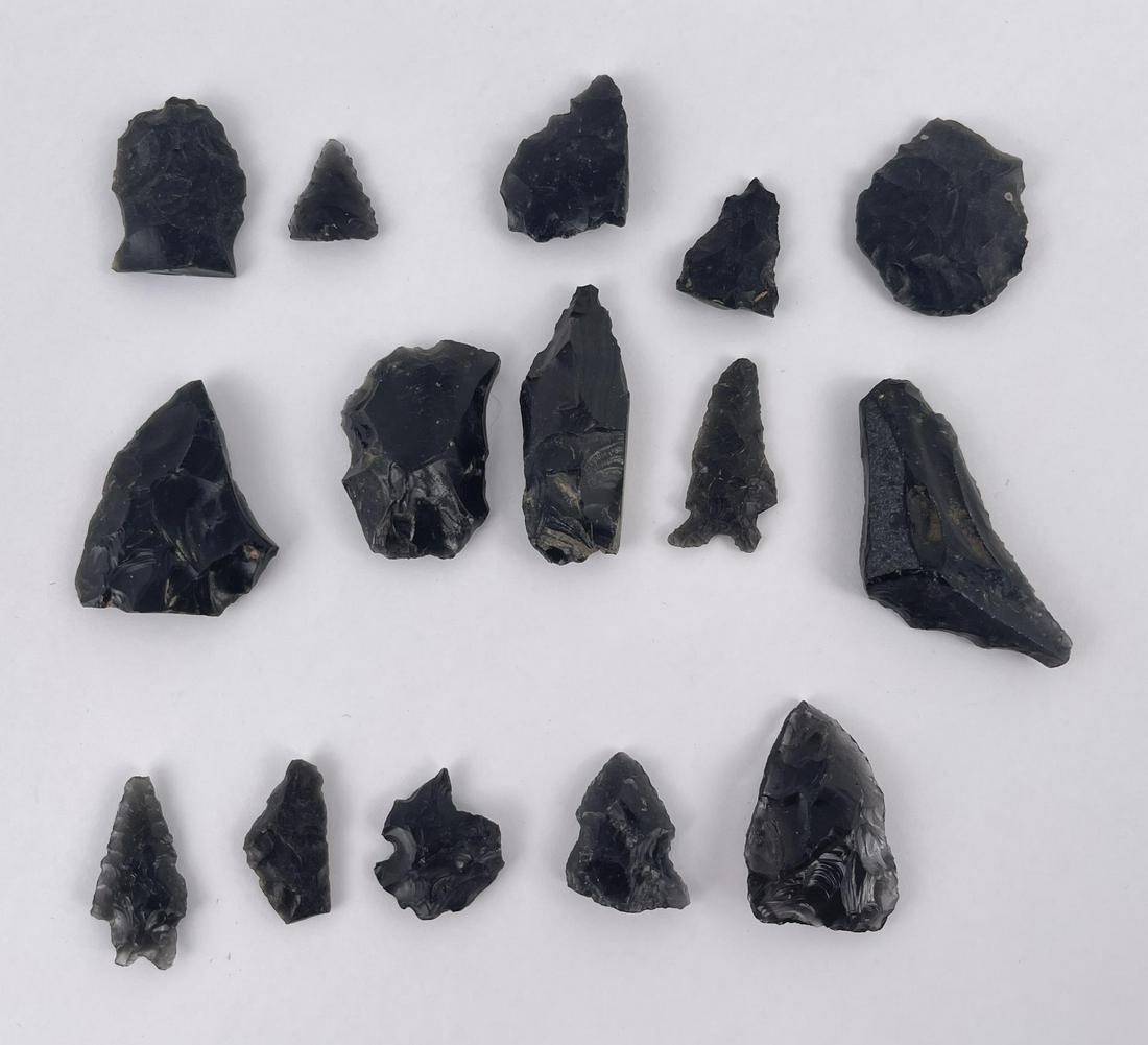 Collection of Ancient Indian Arrowhead Points #9 (1 of 7)