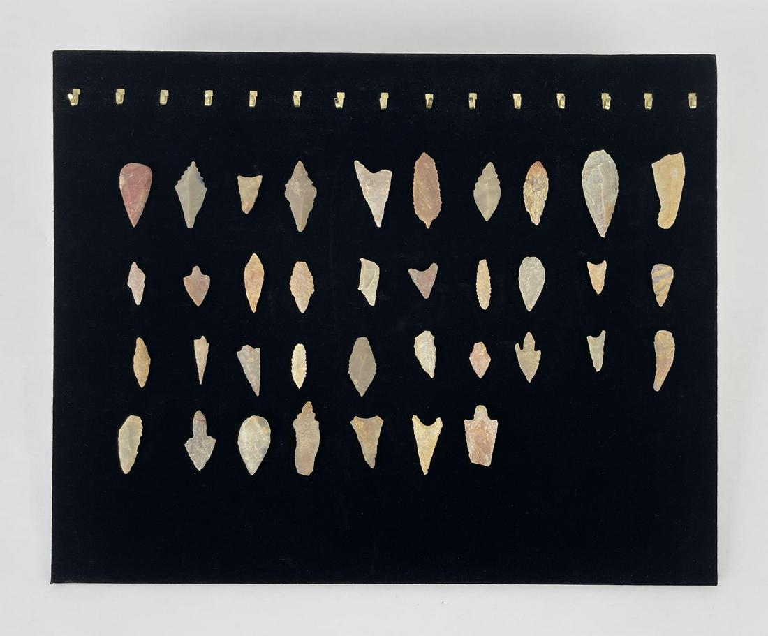 Collection of Ancient Indian Arrowhead Points #8 (1 of 7)