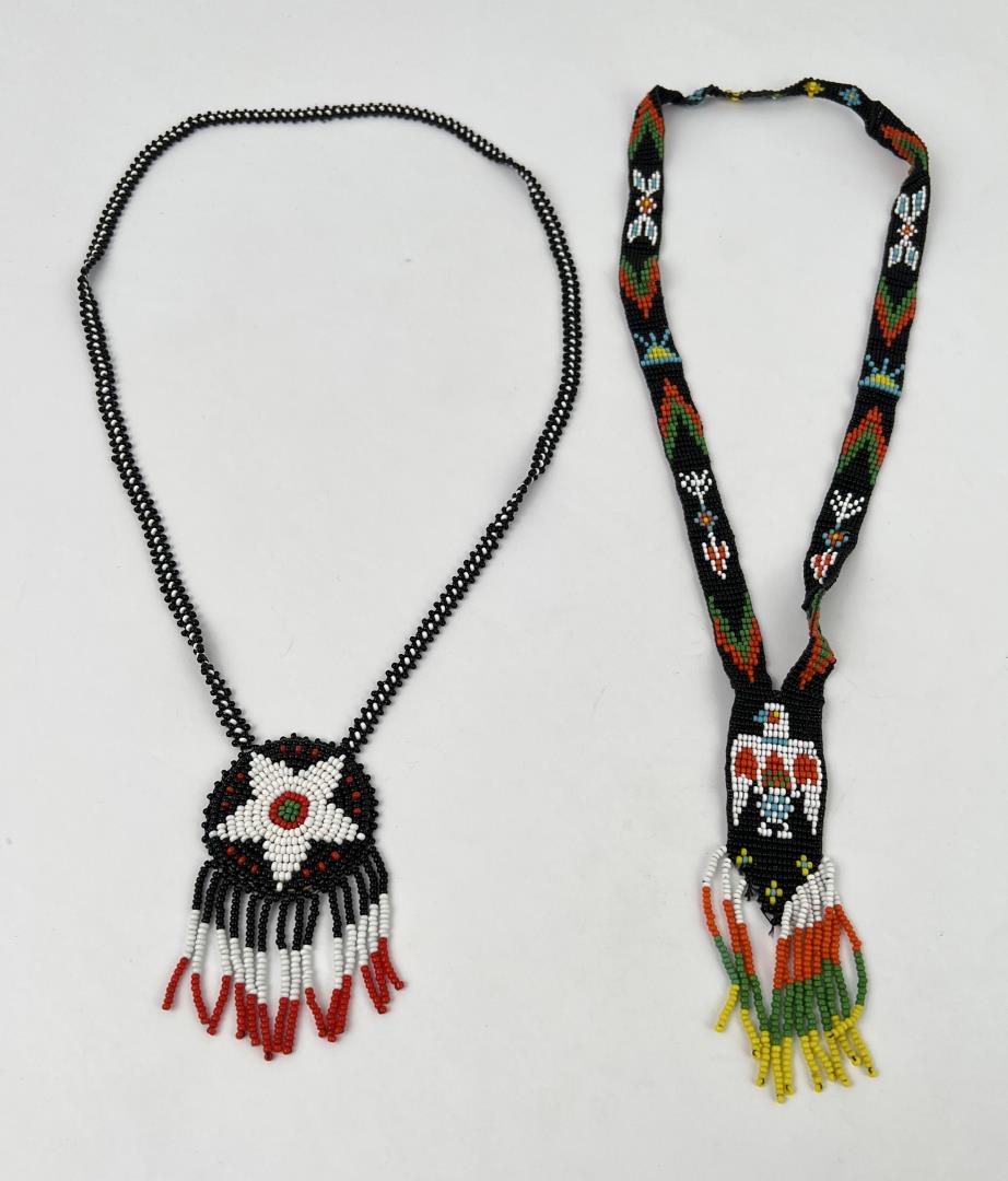 Native American Indian Beaded Necklaces (1 of 4)