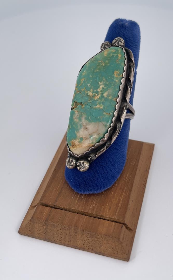 Navajo Old Pawn Sterling Turquoise Ring (1 of 6)