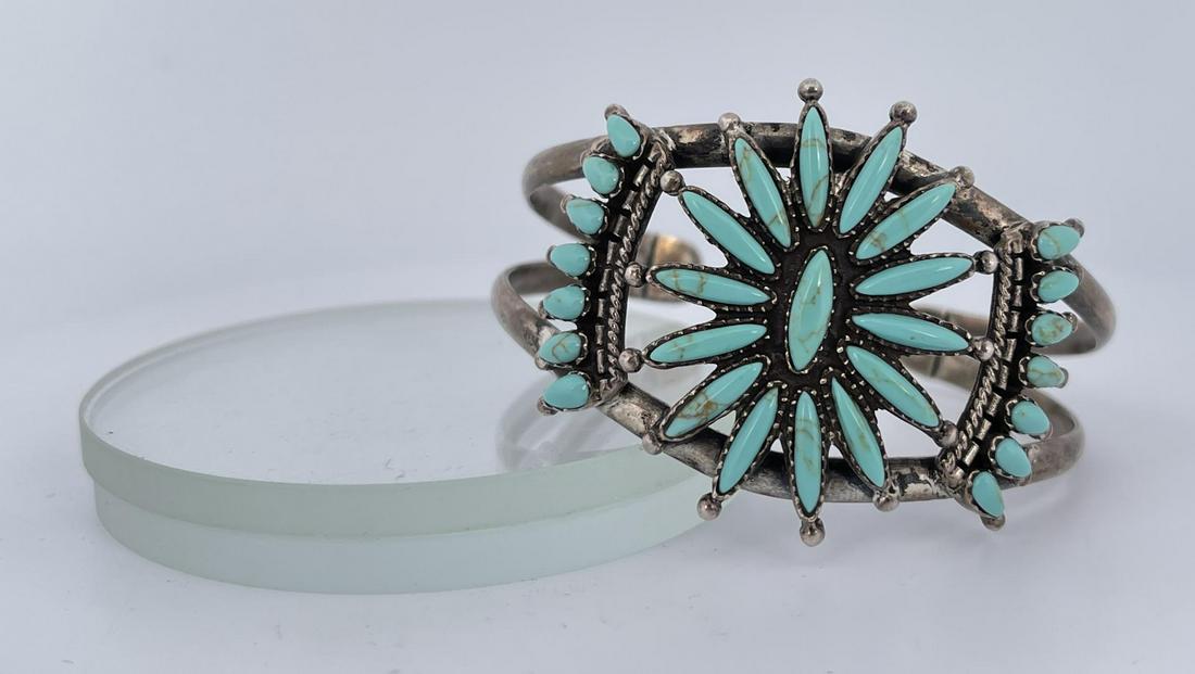 Zuni Sterling Petit Point Turquoise Bracelet (1 of 7)