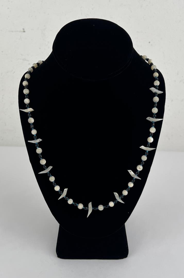 Zuni Mother of Pearl Bird Fetish Necklace (1 of 5)