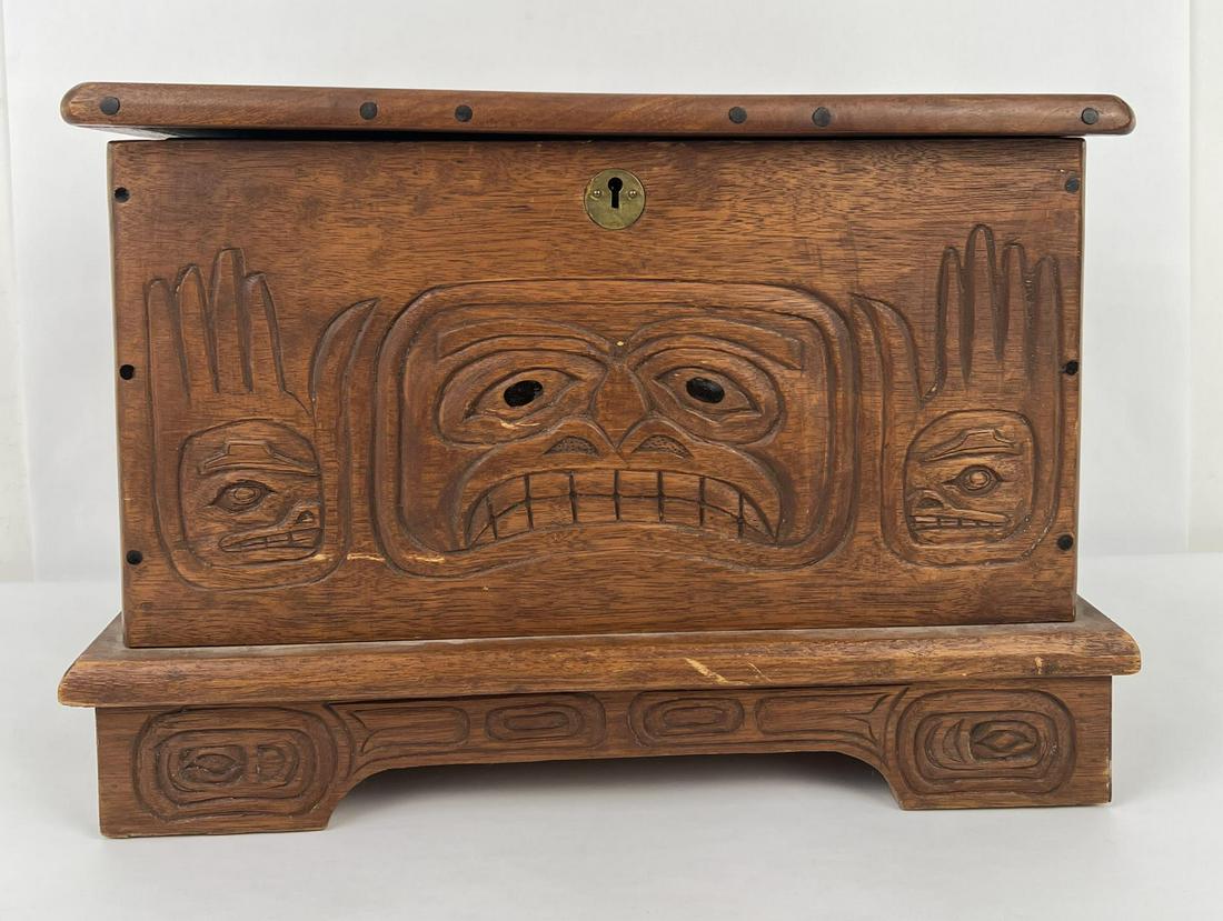 Haida Northwest Coast Indian Carved Trunk Box (1 of 10)