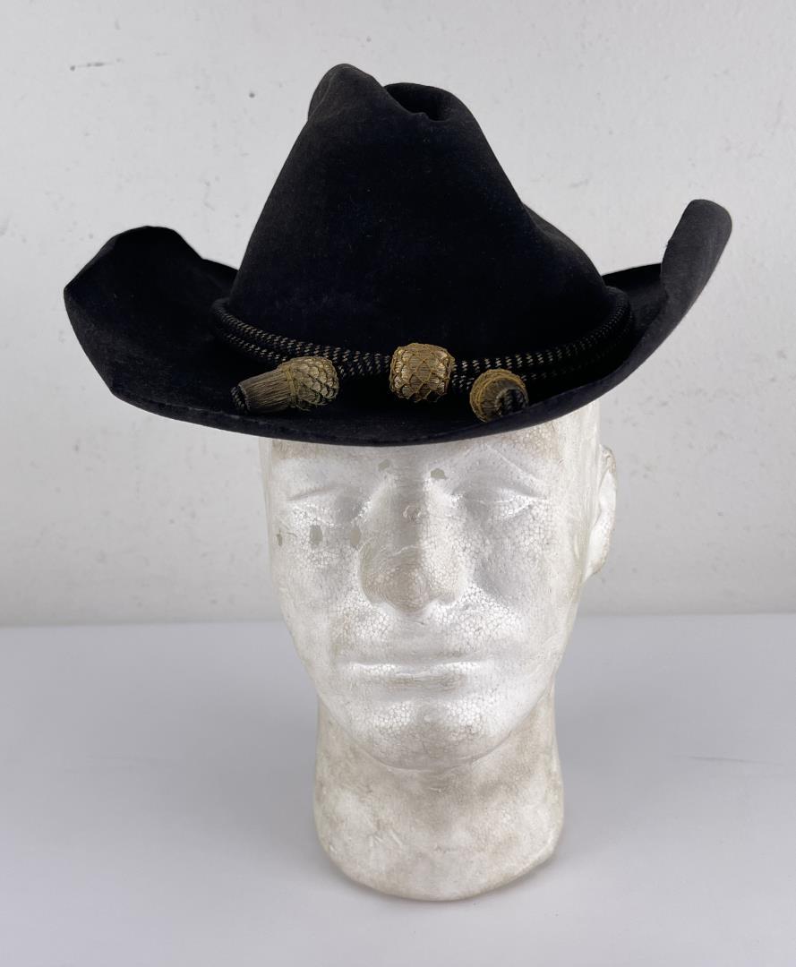 Indian War Officers Campaign Hat Stetson: Nice hat. Made by Stetson