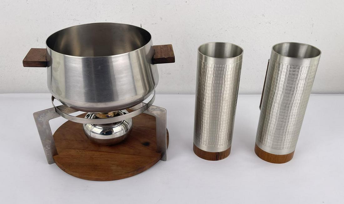 Mid Century Selangor Teak Fondue Pot and Mugs (1 of 11)
