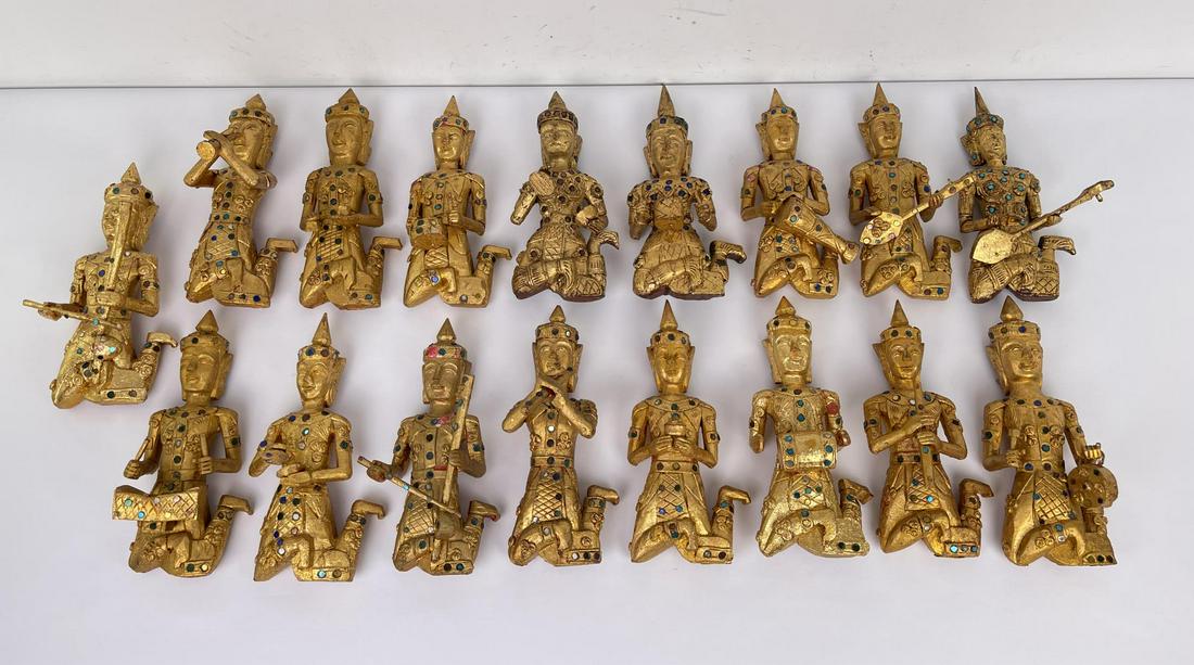 Myanmar Burma Wood Musicians: Nice grouping.