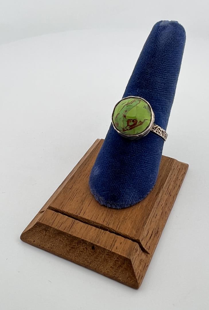 Navajo Sterling Silver Chrysoprase Ring (1 of 3)