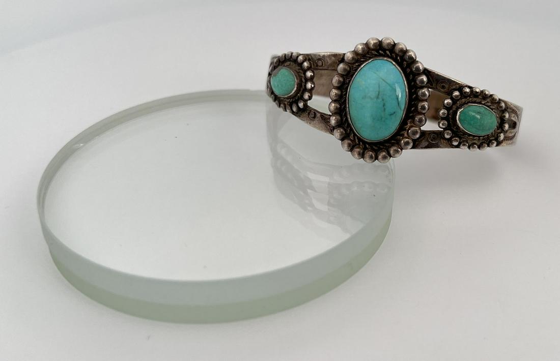 Fred Harvey Navajo Sterling Silver Bracelet (1 of 4)
