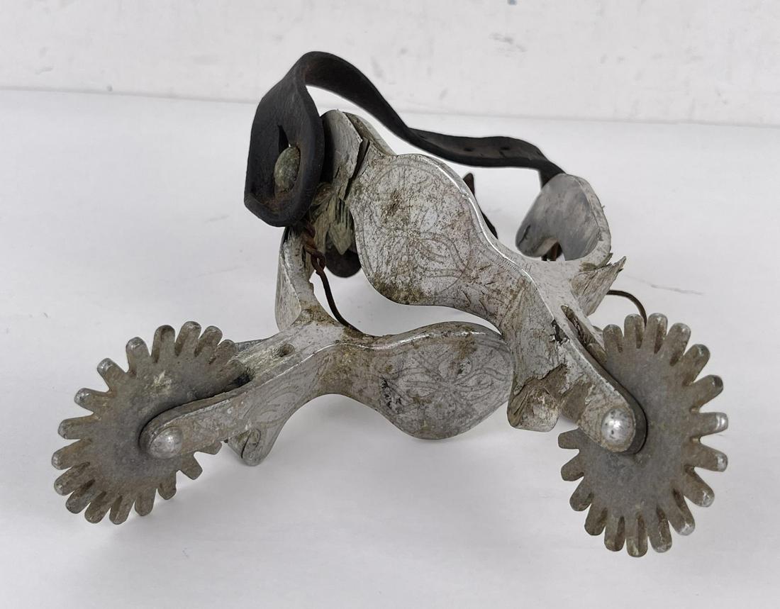 Crockett Aluminum Montana Cowboy Spurs: Spurs have some condition issues as shown.