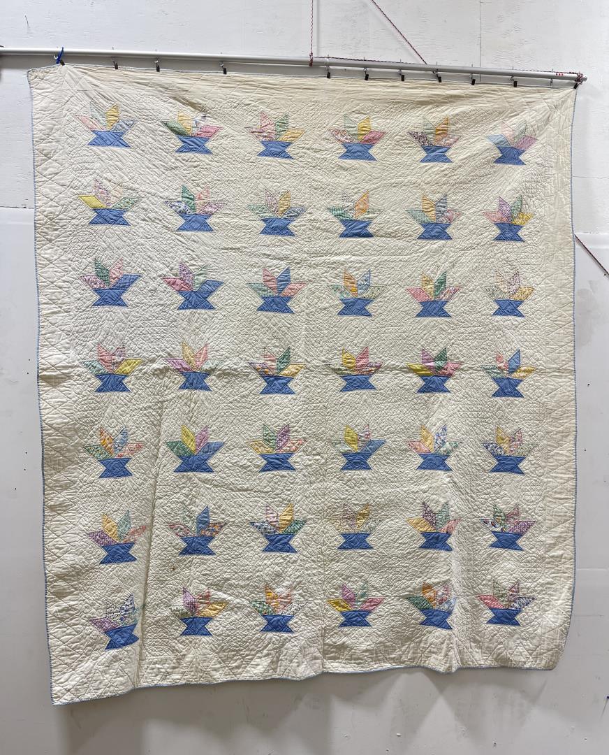 Antique Cactus Baskets Quilt (1 of 5)