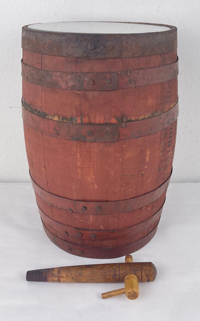 Antique Coca Cola Fountain Syrup Barrel Keg (1 of 3)