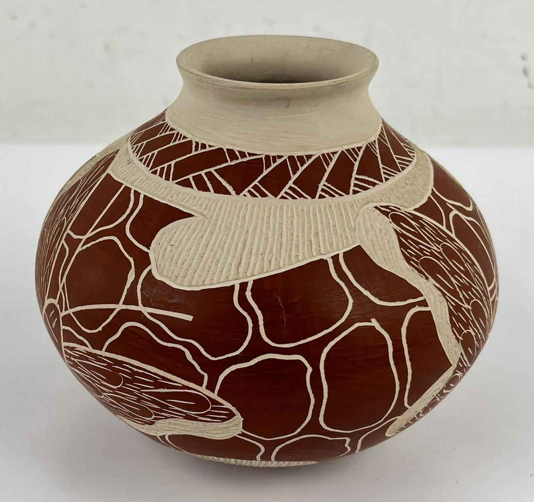 Mata Ortiz Pottery Vase Pot Heri Mora (1 of 8)