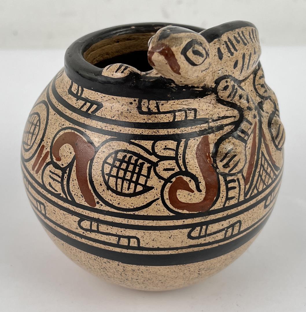 Mata Ortiz Pottery Pot Vase (1 of 5)