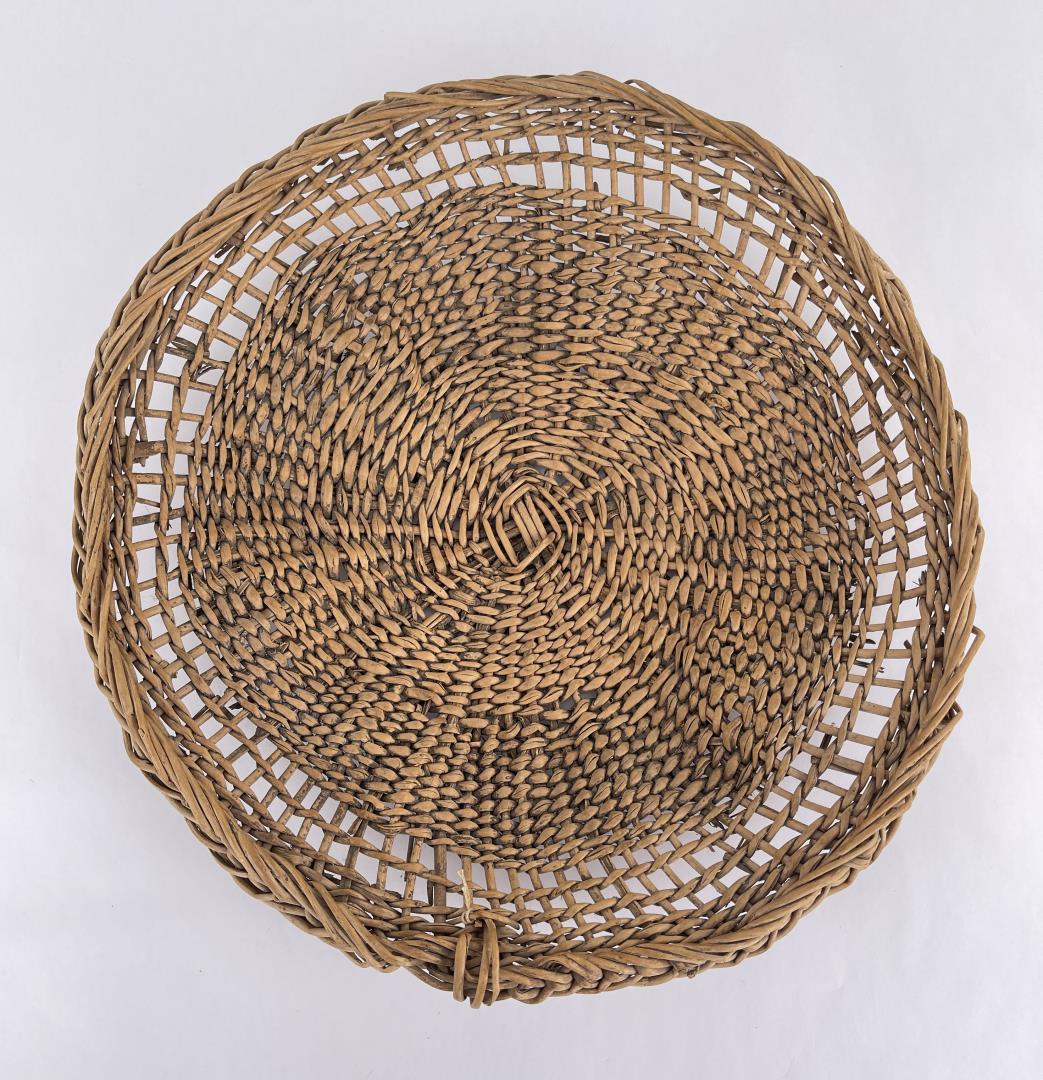 Hupa Yurok Modoc California Indian Basket (1 of 3)