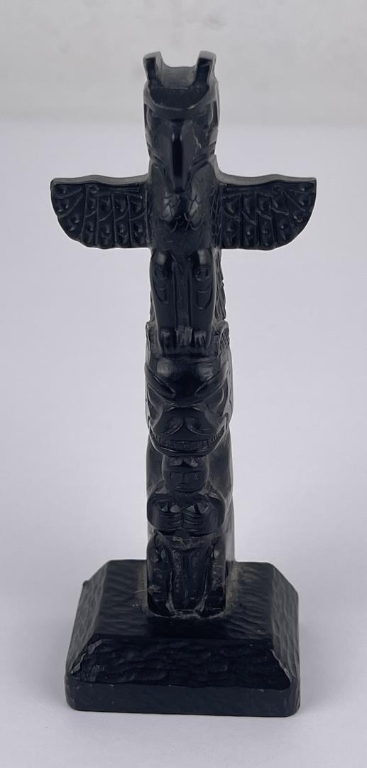 Boma Canada Resin Totem Pole (1 of 7)