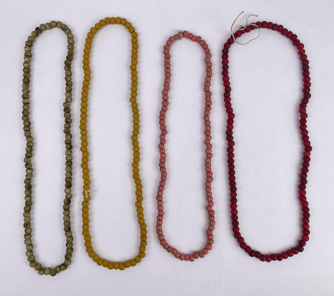 Native American Indian Trade Beads: Allard Auction Collection Inv: FIS 46576