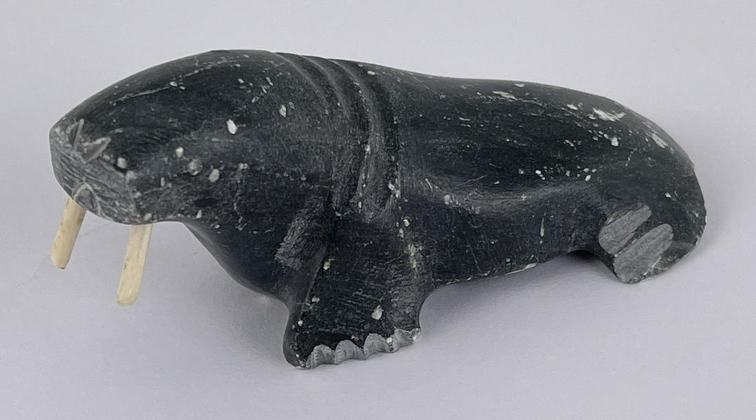 Alaskan Inuit Eskimo Soapstone Walrus Carving (1 of 5)