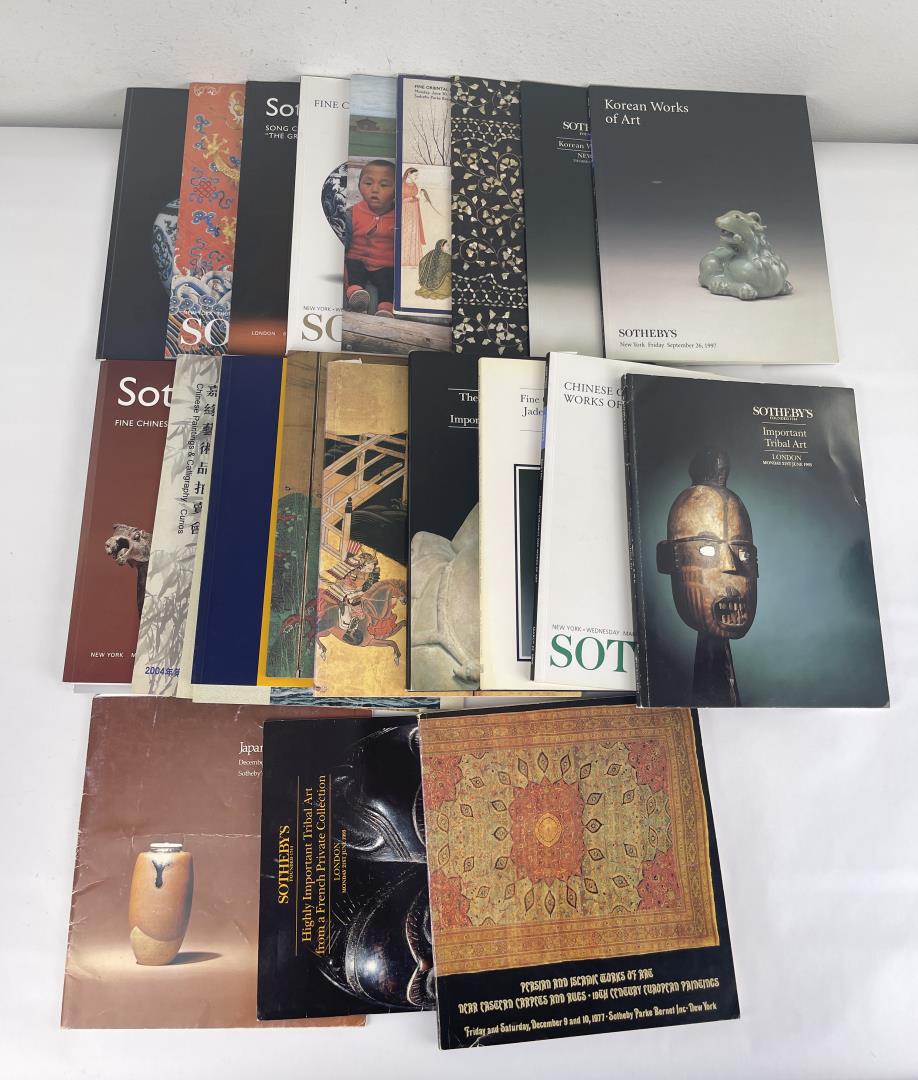 Group of Sotheby's Asian Art Auction Catalogs: Nice grouping.