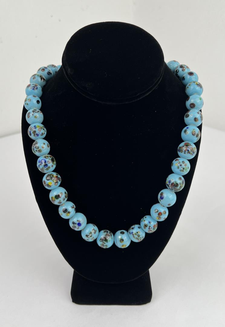 Glass Trade Bead Necklace (1 of 4)