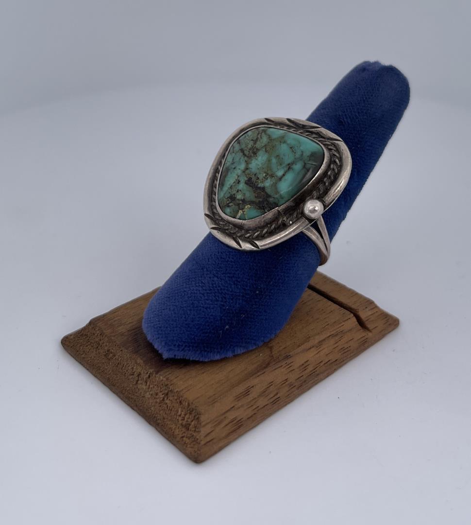 Navajo Sterling Silver Turquoise Ring (1 of 3)
