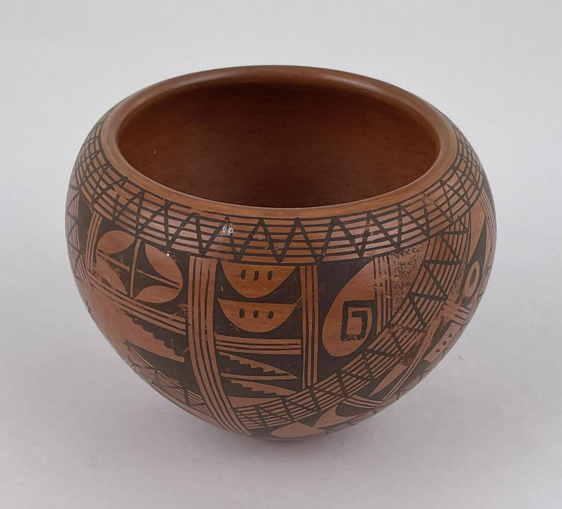 Antique Hopi Indian Pottery Pot Bowl (1 of 6)