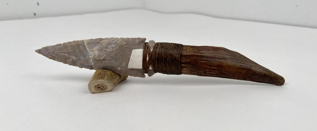 Bo Earls Handmade Flint Blade Horn Handle Knife (1 of 4)