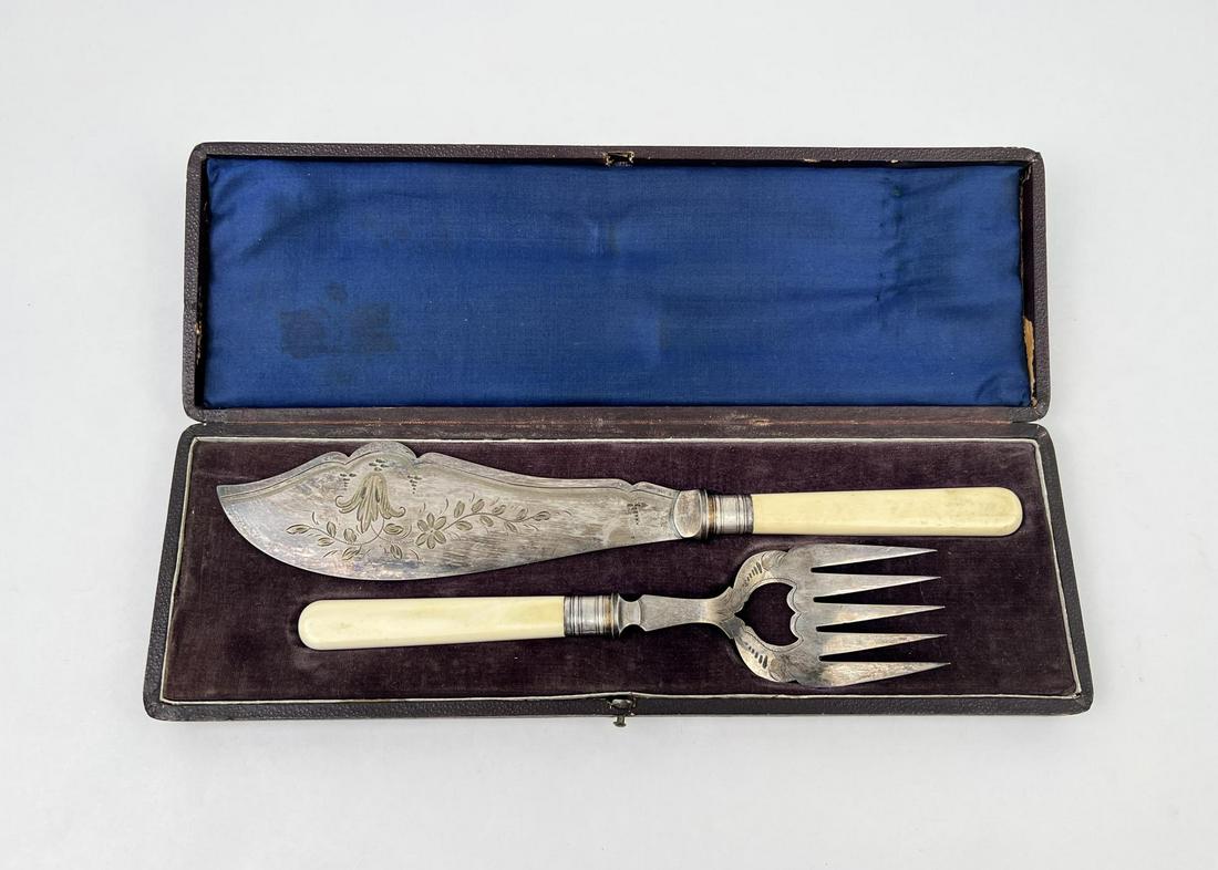 Victorian Fish Serving Knife Fork Set (1 of 4)