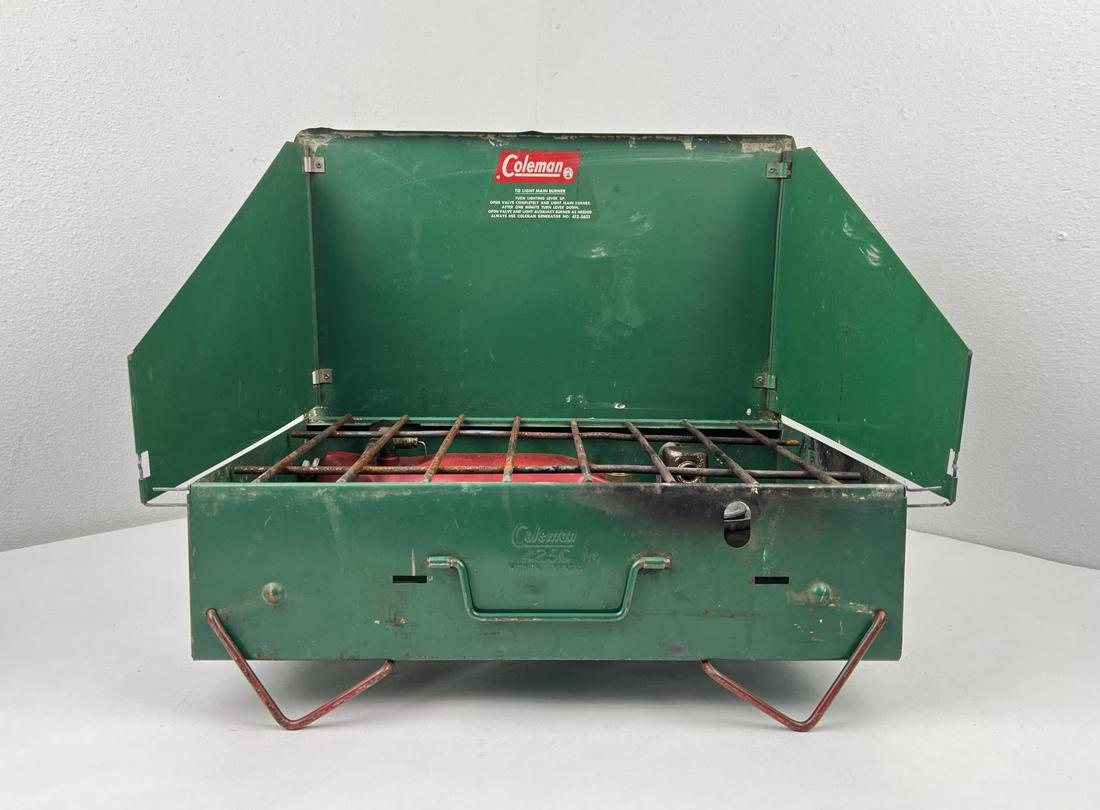 Coleman 425C Camping Stove (1 of 7)