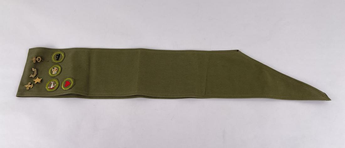 Vintage Boy Scout BSA Merit Badge Sash (1 of 6)
