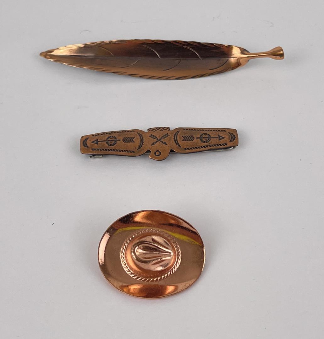 Copper Cowboy Brooches and Barrett: Nice grouping.