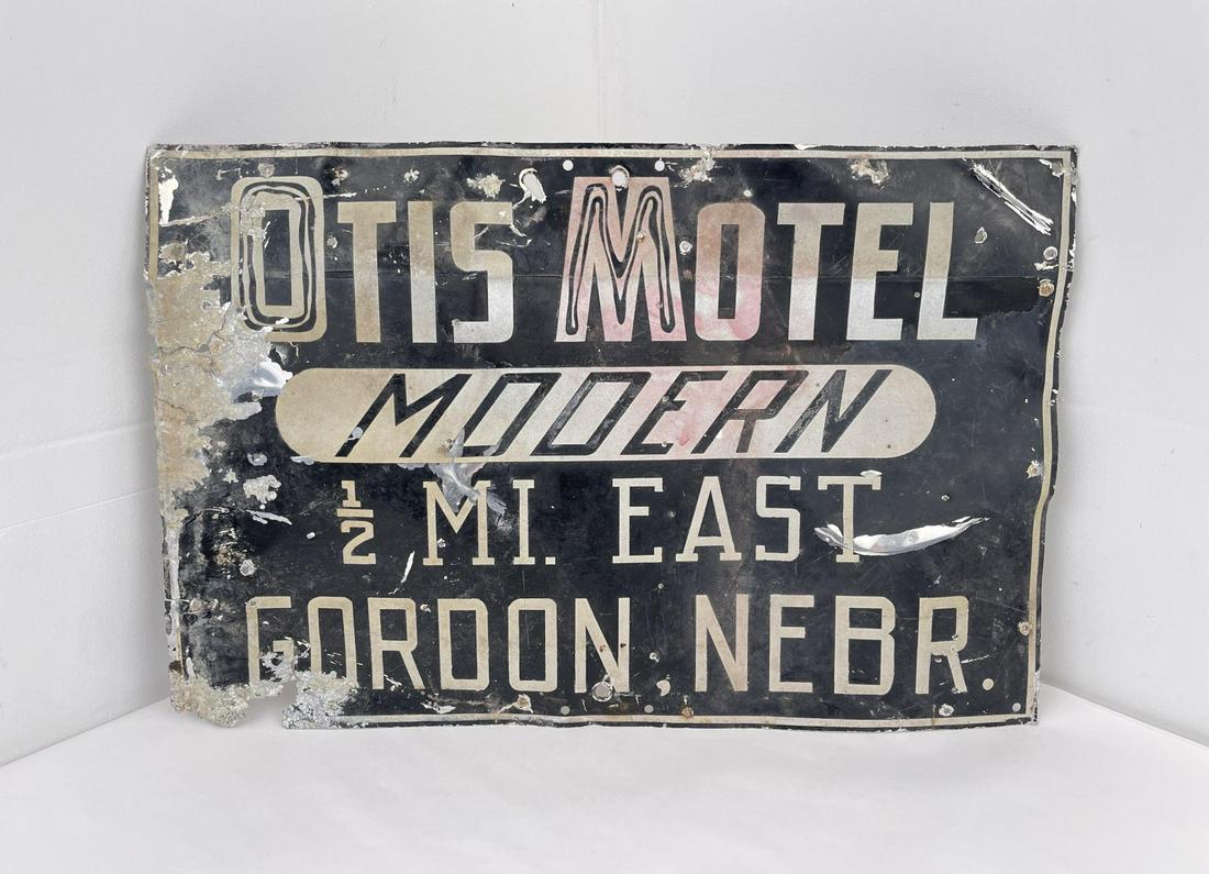Antique Sign Otis Motel Gordon Nebraska (1 of 5)