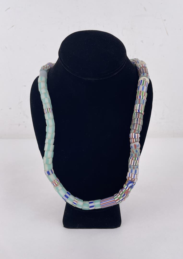 Antique Native American Indian Trade Beads (1 of 4)