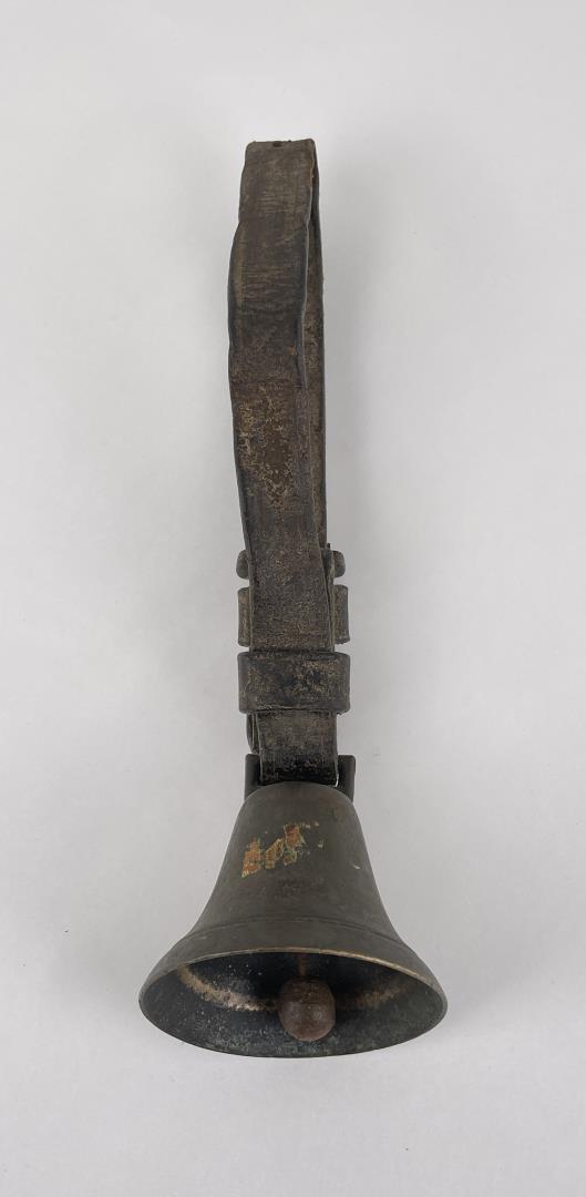 Antique Bronze Montana Cow Bell (1 of 4)