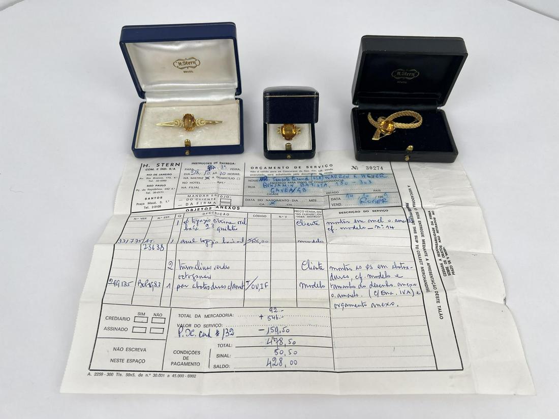 H Stern 18k Gold Citrine Jewelry Suite: Wonderful set with boxes and original receipts. 30.43 grams total weight. Ring Size 5 3/4.