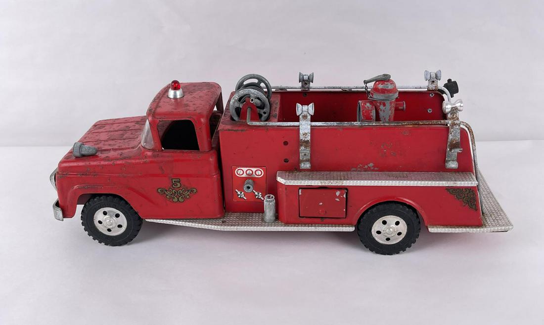 Tonka Fire Truck TFD No 5 Toy (1 of 8)