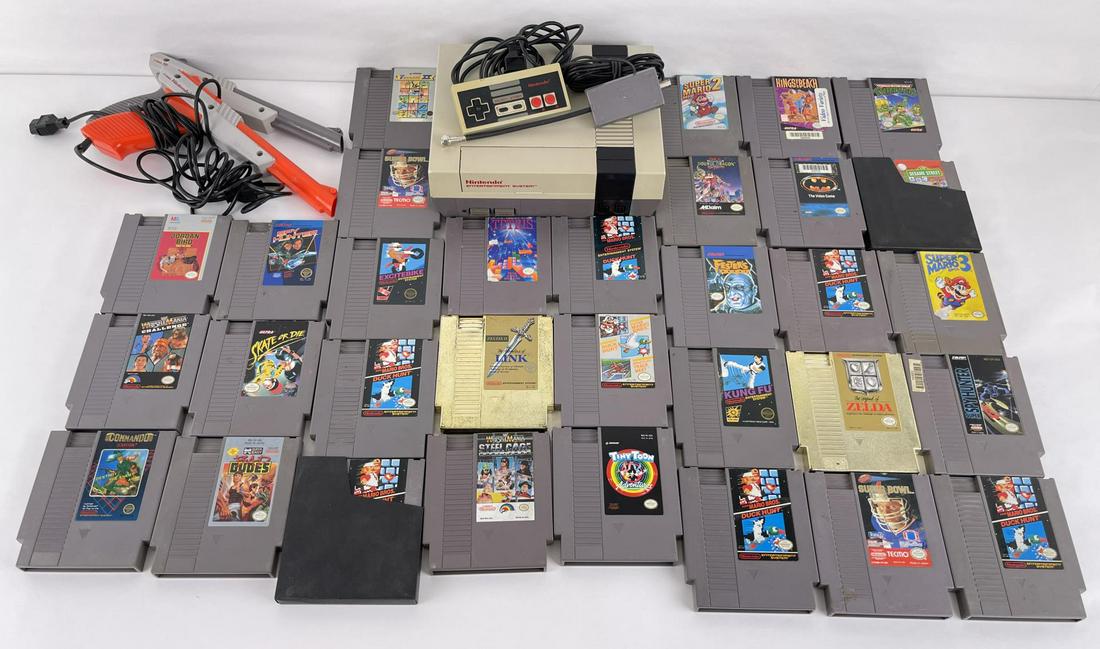 Nintendo NES Console and Games (1 of 8)
