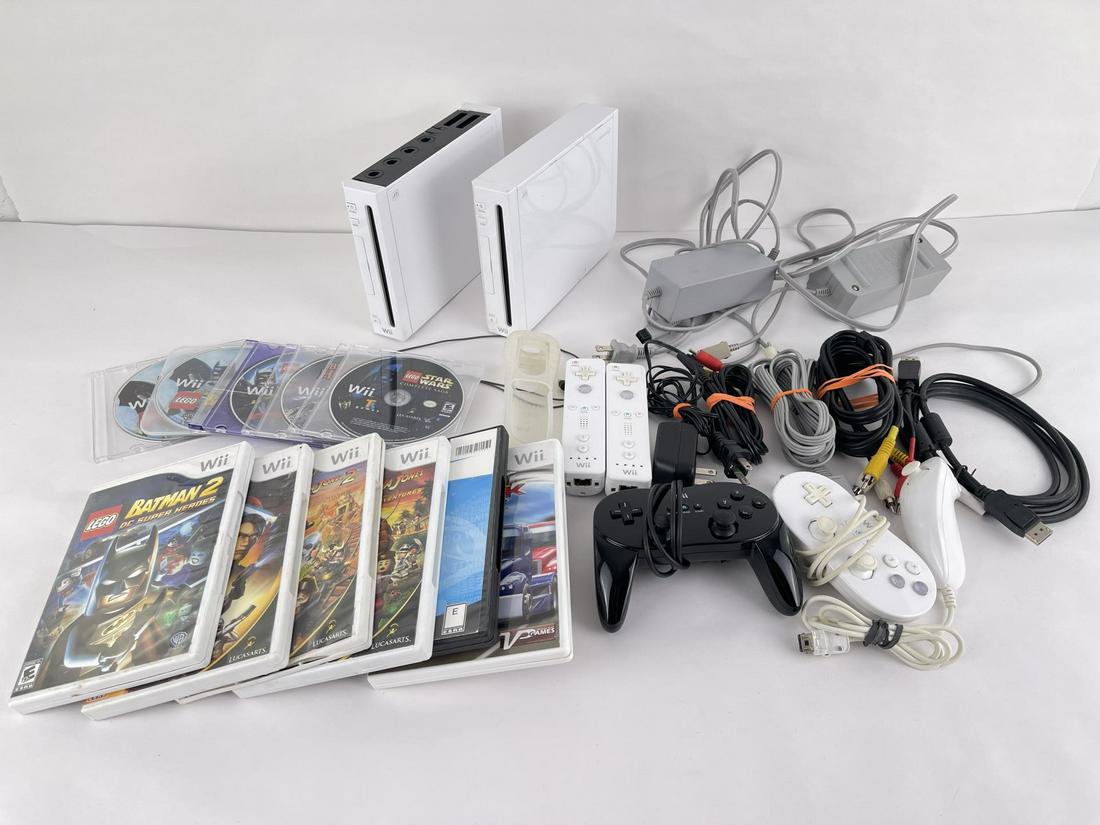 Nintendo Wii Console and Games (1 of 9)