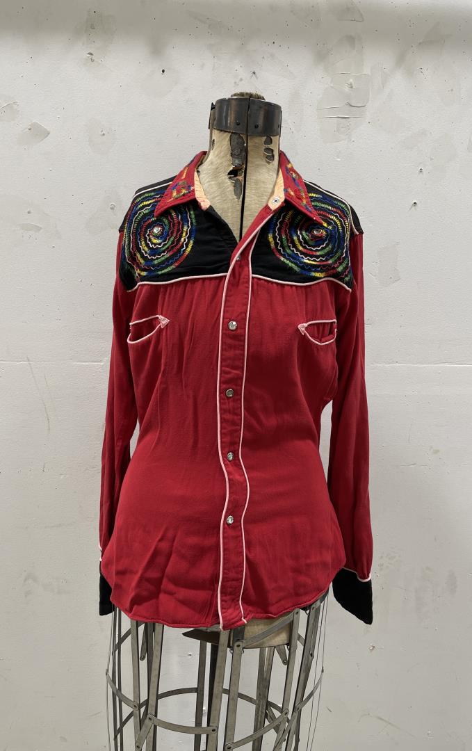 1940s Las Vegas Sportswear Montana Cowboy Shirt: 18" chest, 28" long.