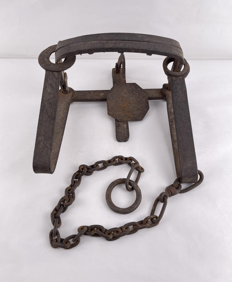 Unusual Antique Hand Forged Bear Trap (1 of 15)