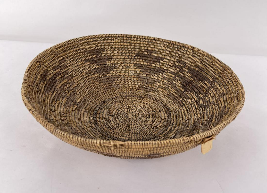 Antique Apache Indian Basket (1 of 4)