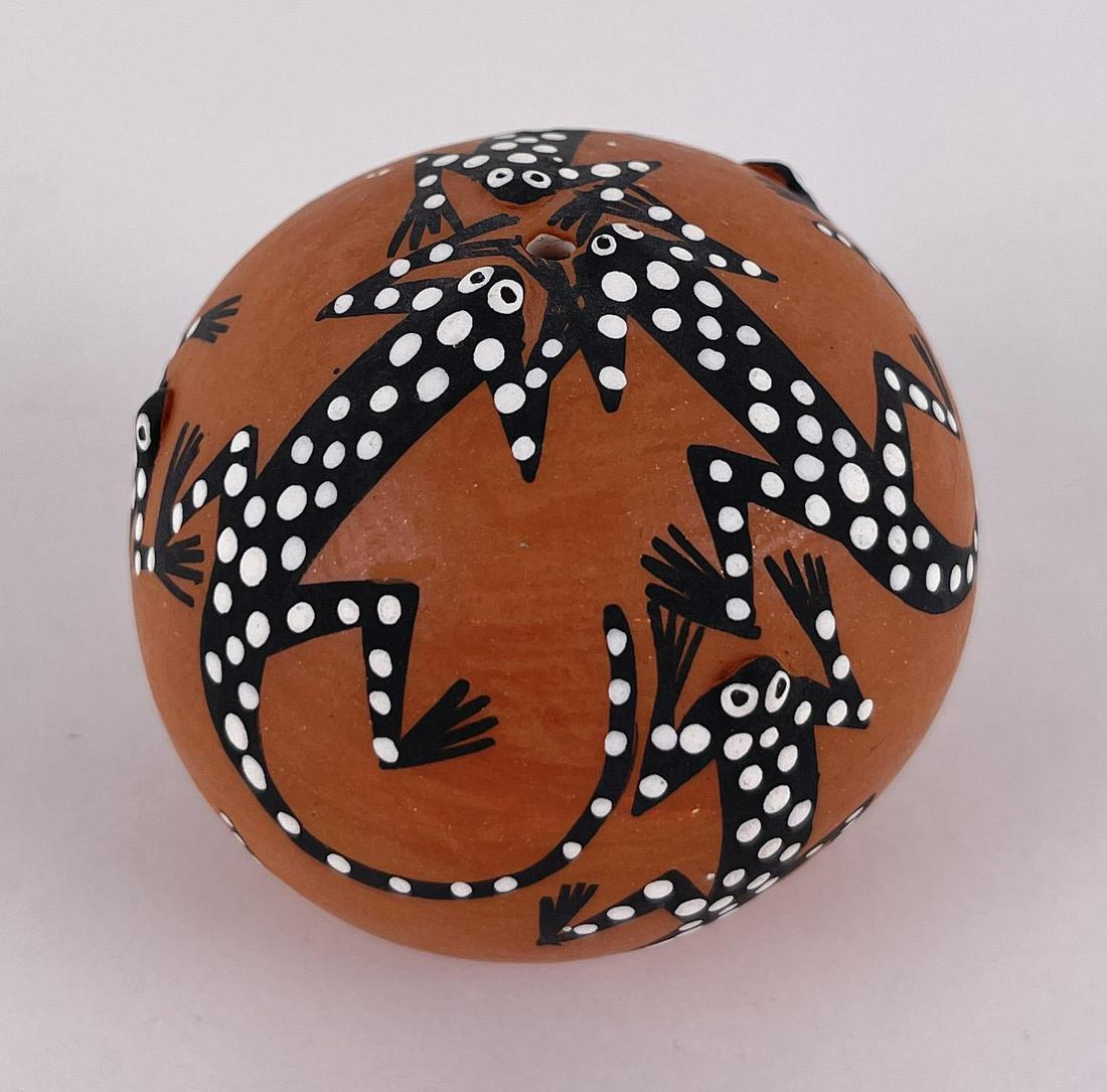 B. Aragon Acoma Pueblo Indian Pot (1 of 5)