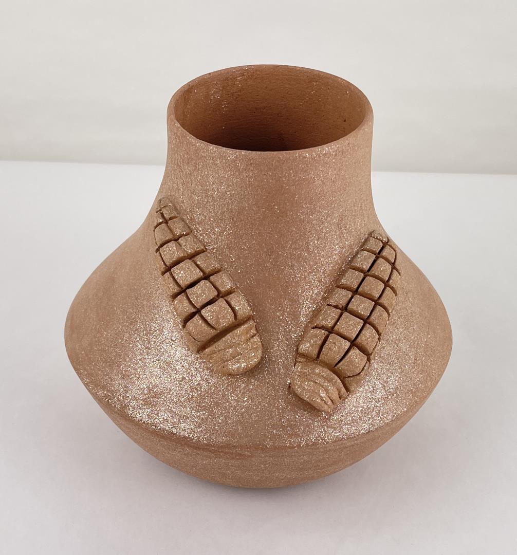 Alan Lasiloo Zuni Pueblo Indian Pot (1 of 6)