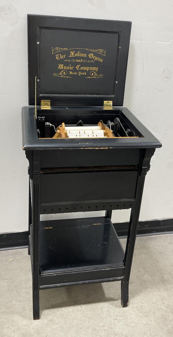 Ebony Aeolian Boudoir Stand Crank Organ (1 of 17)