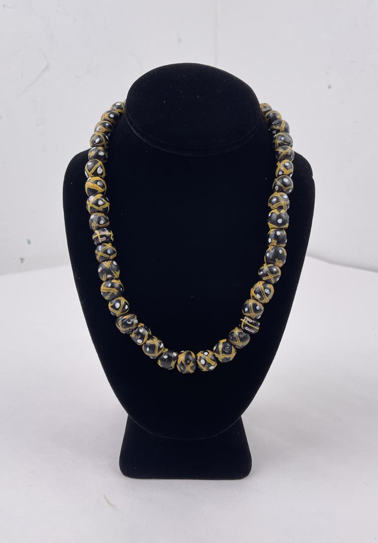 Native American Indian Trade Beads (1 of 6)