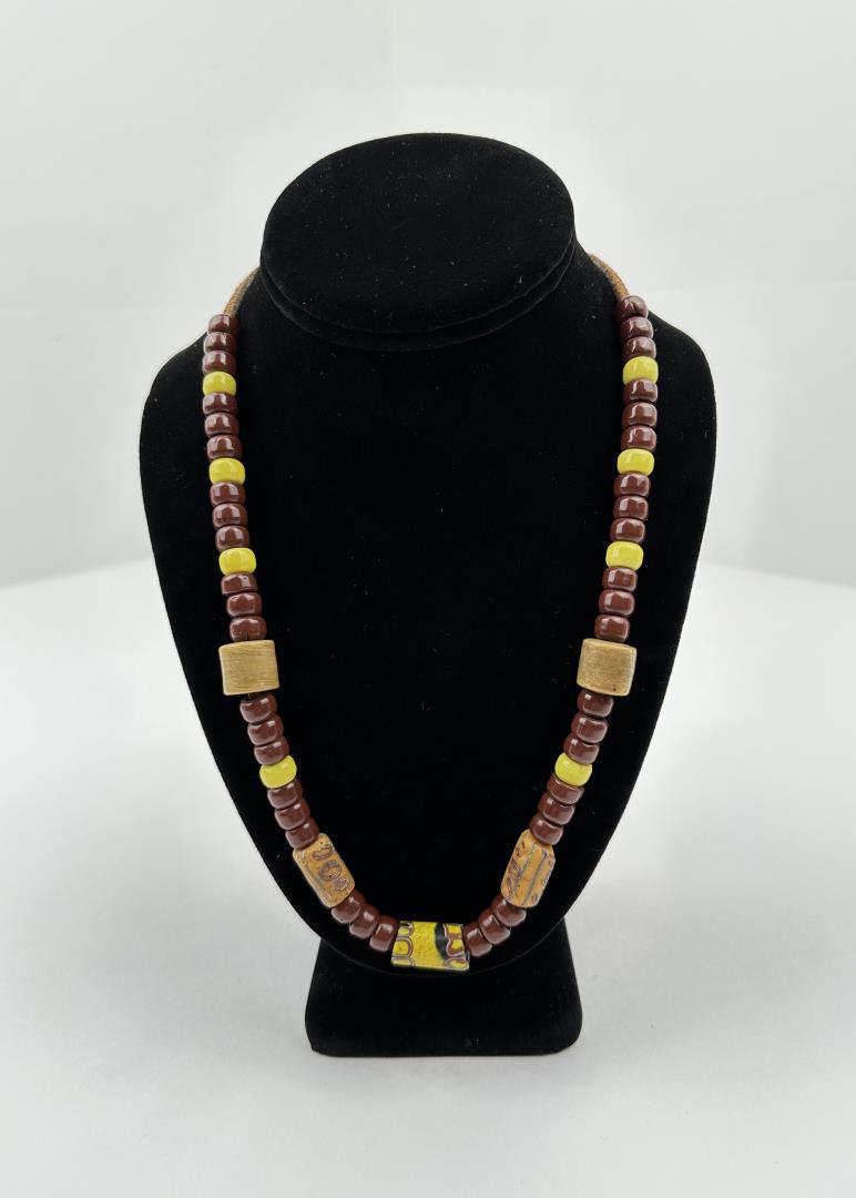 Native American Indian Trade Beads: Nice set. Allard Auction Collection Inv: ZUR 43377