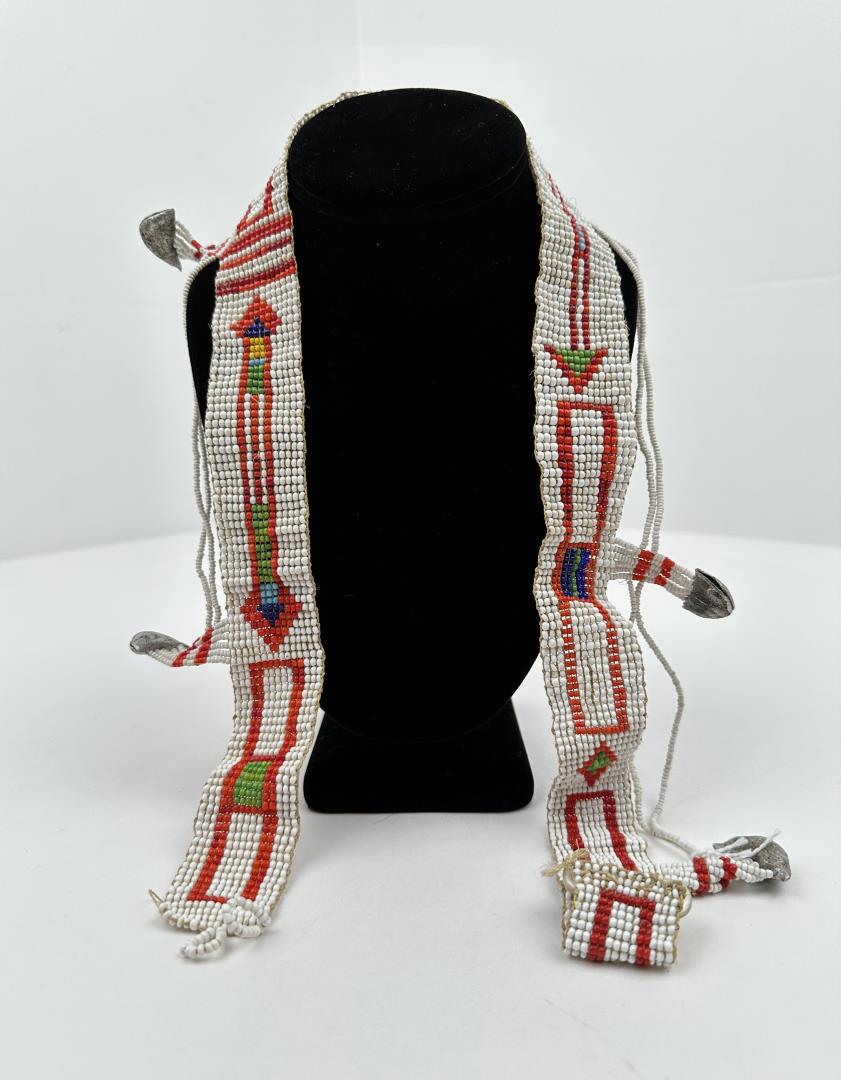Native American Indian Beaded Necklace (1 of 3)