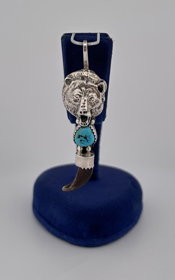 Navajo Sterling Silver Turquoise Bear Claw Pendant (1 of 4)