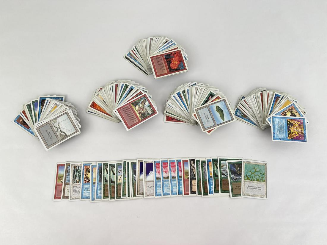 Group of Assorted MTG Magic The Gathering Cards: All are revised. Very nice grouping.